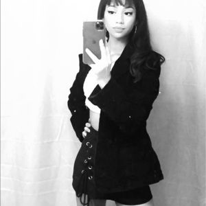 Meet your Posher, Lucy